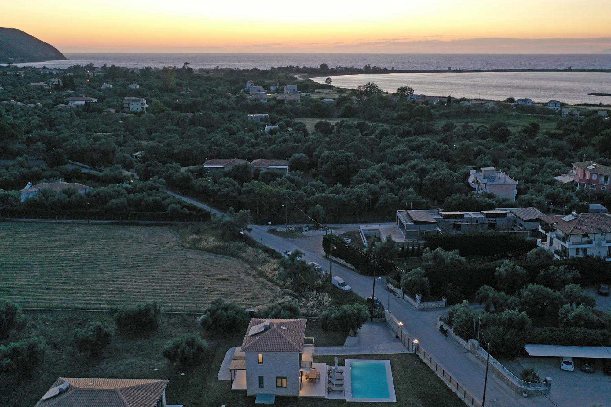 Anagallis Lefkada City