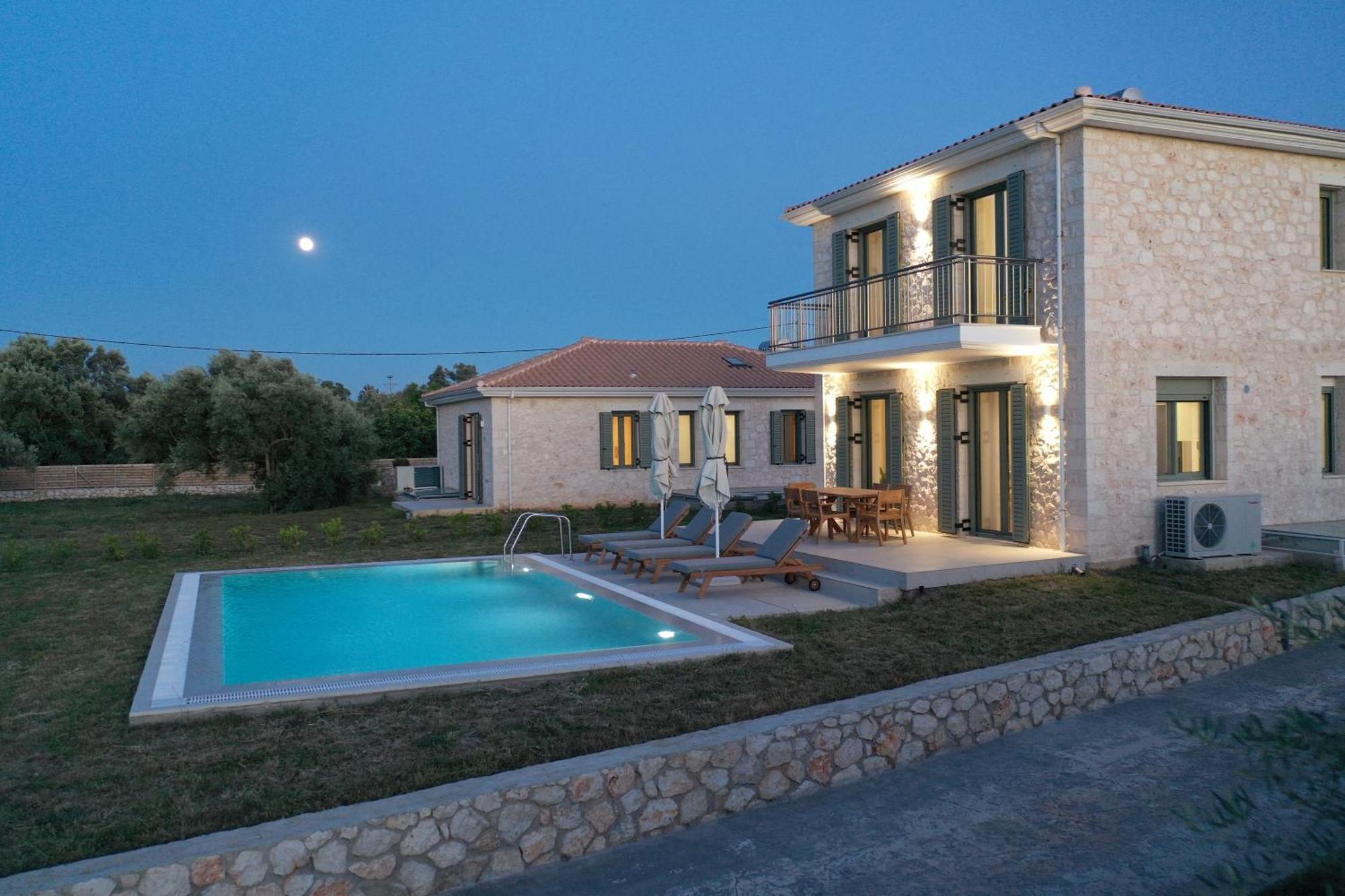 Anagallis * Lefkada City