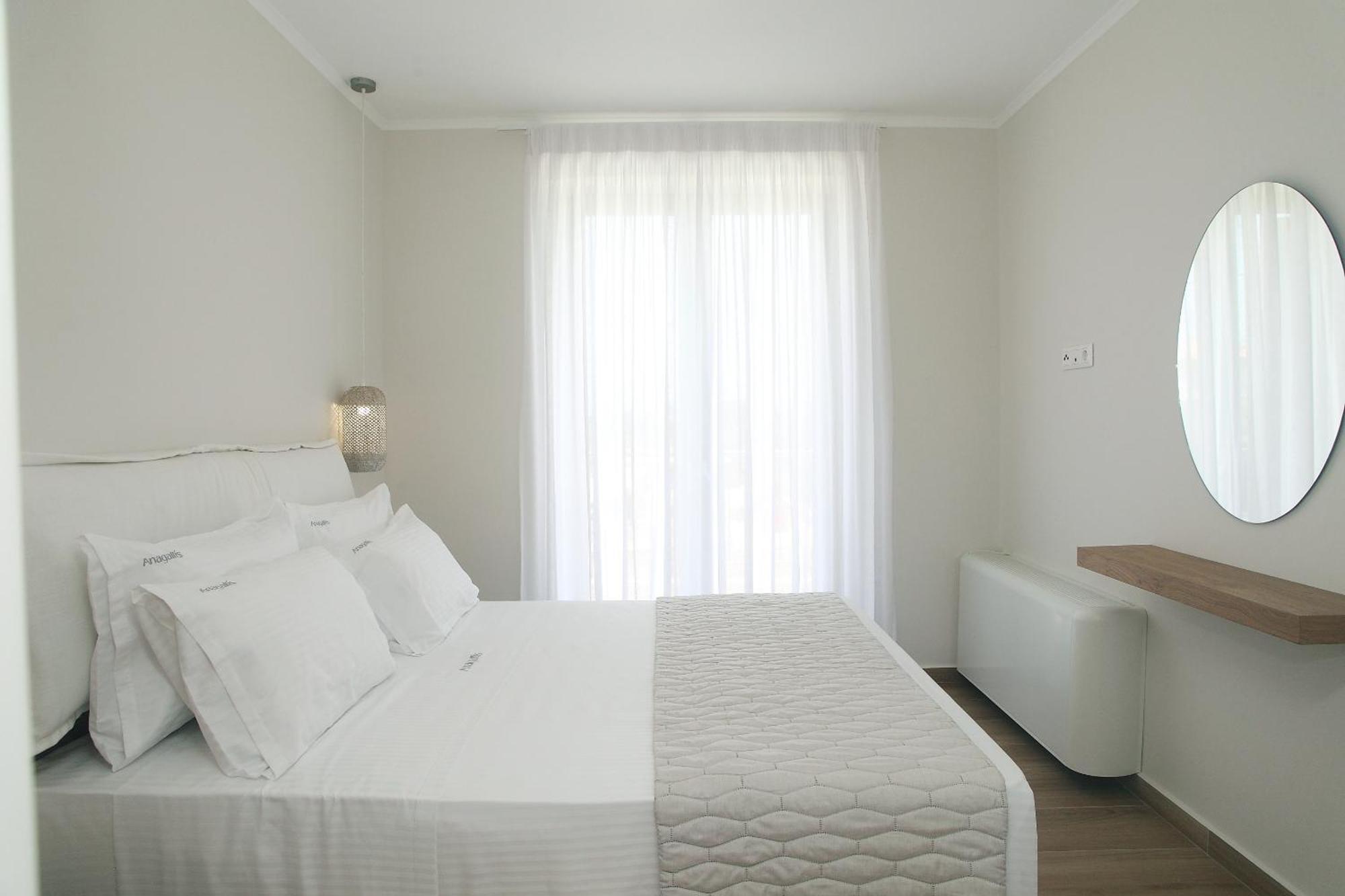 Anagallis * Lefkada City